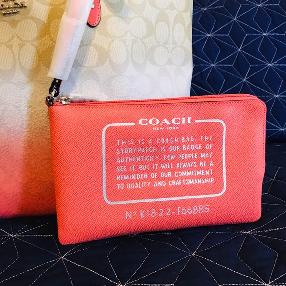 Reversible City Tote In Ombre Signature Canvas - Picture 2 of 5